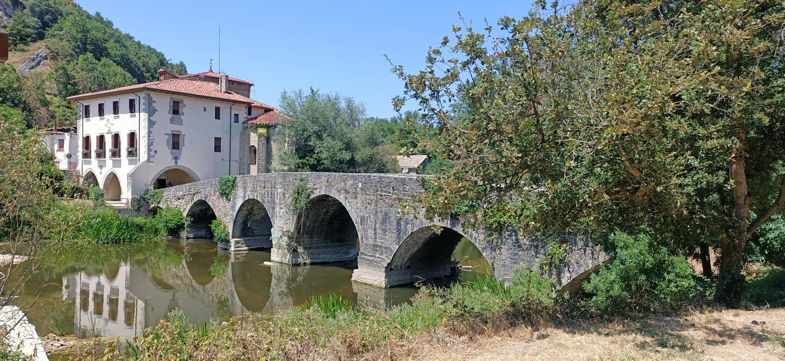 Puente de la Trinidad de Arre